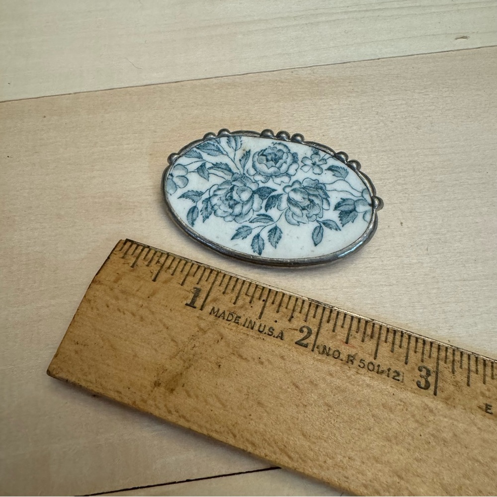 Broken China Rose Oval Sterling Silver Brooch Vintage Marked - Picture 7 of 9